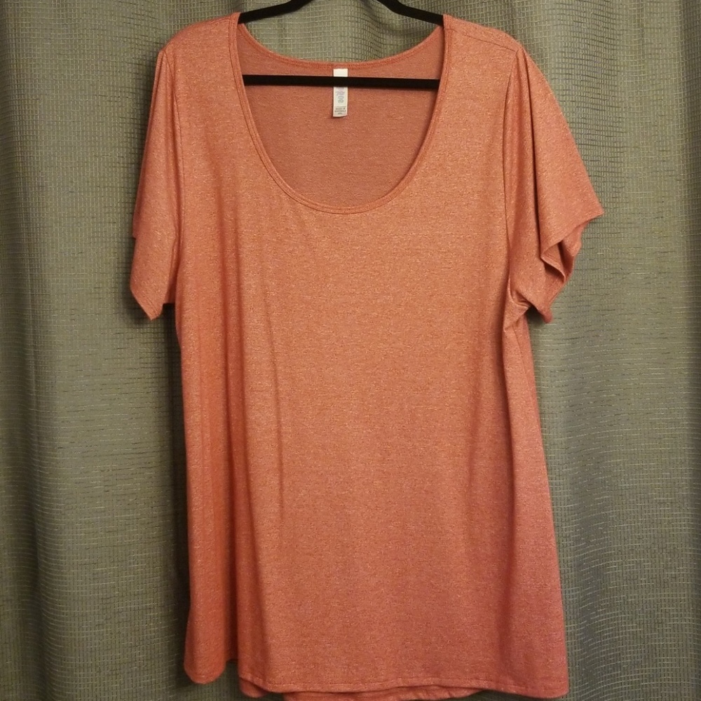 LulaRoe Classic T 2xl Red and White Heathered